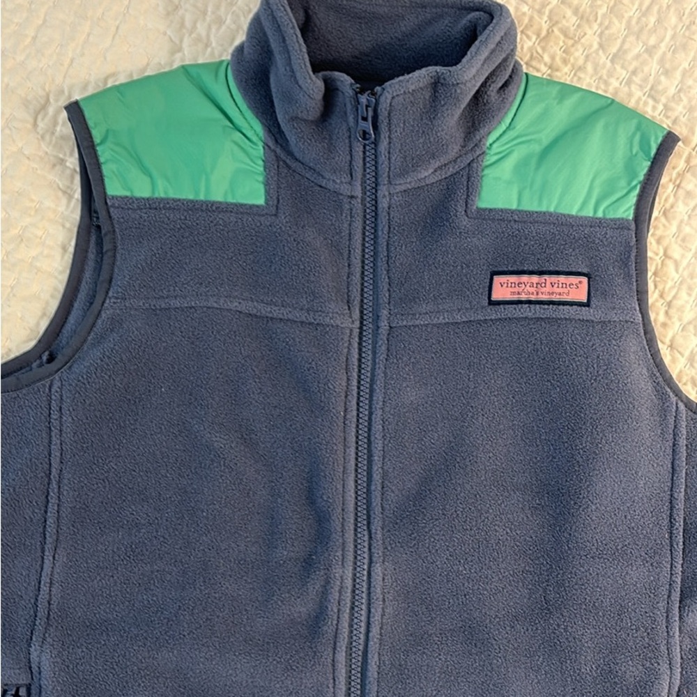 Vineyard vines, youth, extra large vest